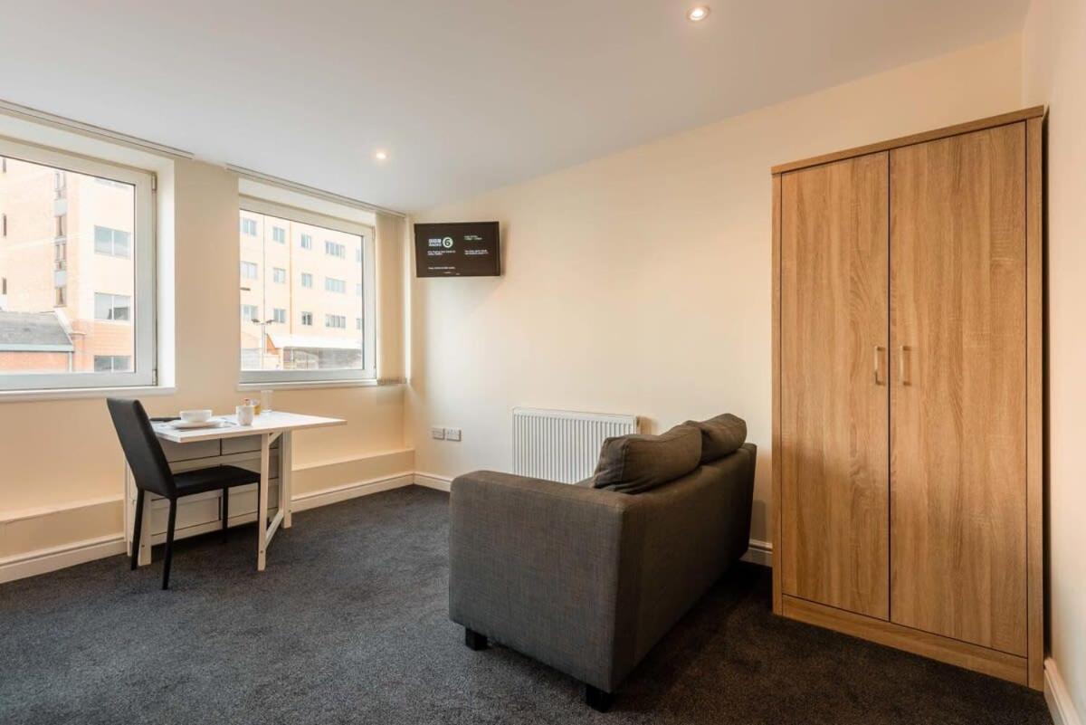 Modern & Bright Budget Studio In Central Doncaster Apartamento Exterior foto