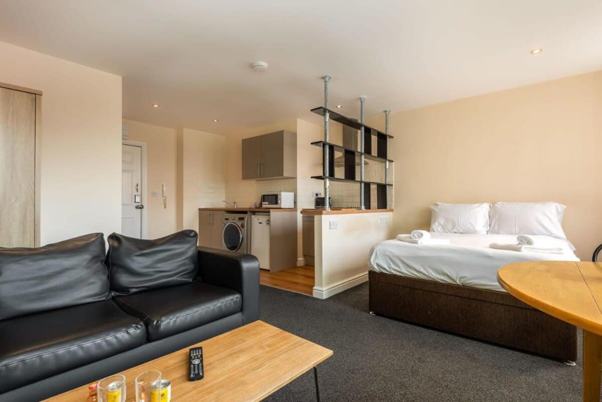 Modern & Bright Budget Studio In Central Doncaster Apartamento Exterior foto