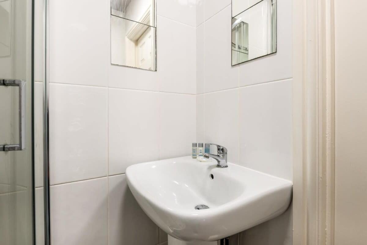 Modern & Bright Budget Studio In Central Doncaster Apartamento Exterior foto