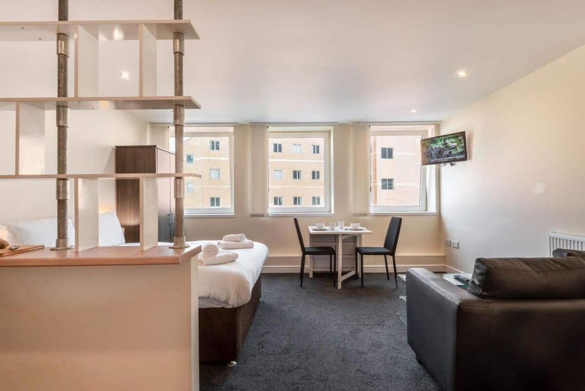 Modern & Bright Budget Studio In Central Doncaster Apartamento Exterior foto